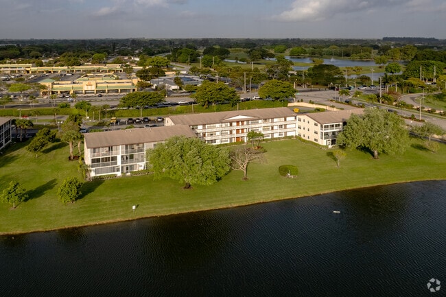 35 Brighton A - Century Village - Brighton A-J