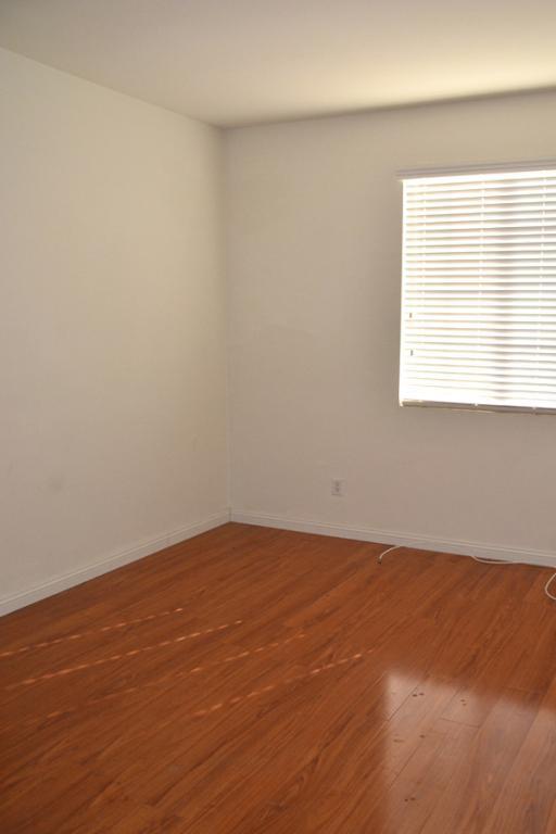 Building Photo - 12982 Dos Palmas Rd