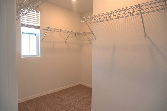 Building Photo - 1025 Plantation Ln