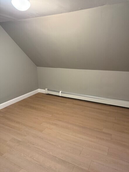 Building Photo - 47 Shawmut St