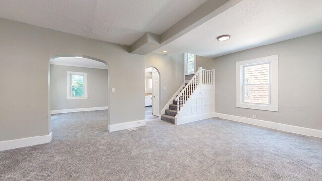Building Photo - Cudell/West Blvd neighborhood; 4 bedroom/1 bath single family house for rent!