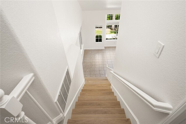 Building Photo - 54 Tamarac Pl