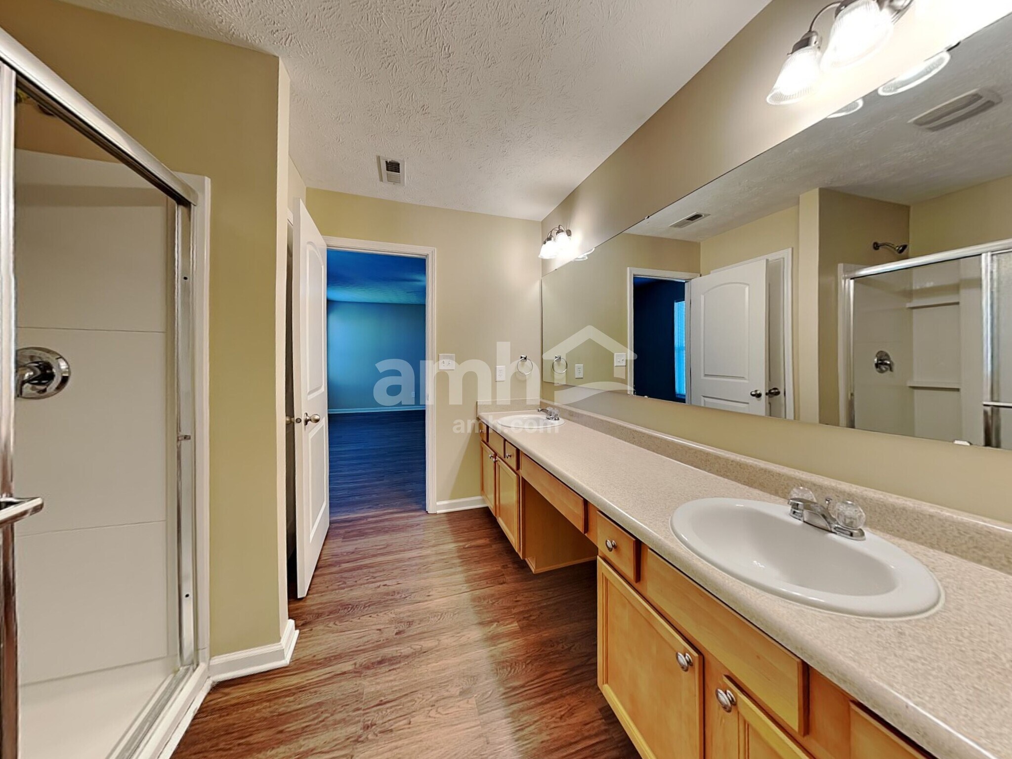 Building Photo - 5899 Brookstone Dr