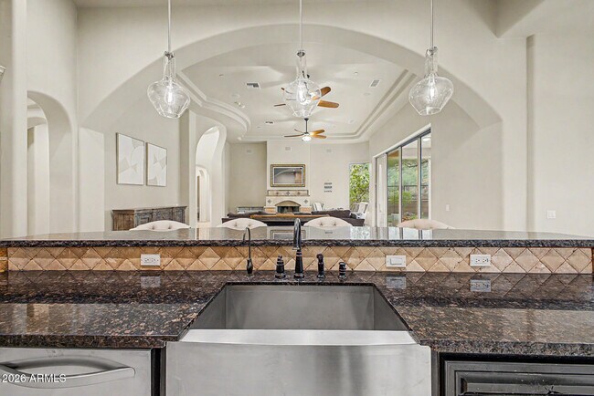 Building Photo - 14598 E Corrine Dr