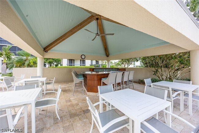 Building Photo - 4551 Gulf Shore Blvd N