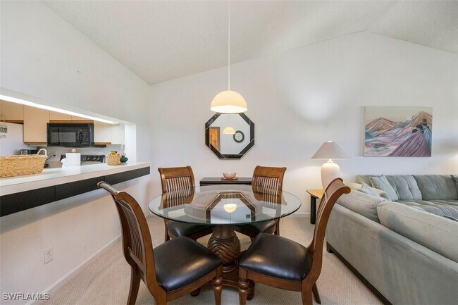 Building Photo - 5975 Bloomfield Cir
