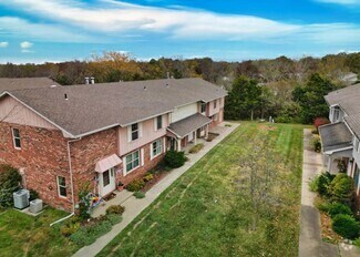 Building Photo - 3 Bed 2.5 Bath Condo