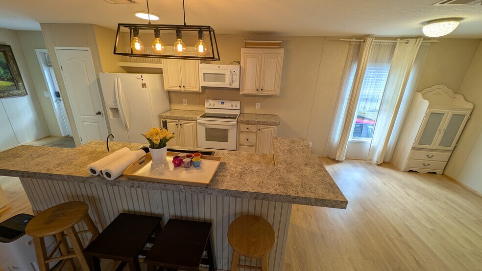 Building Photo - 3023 SW 50th St