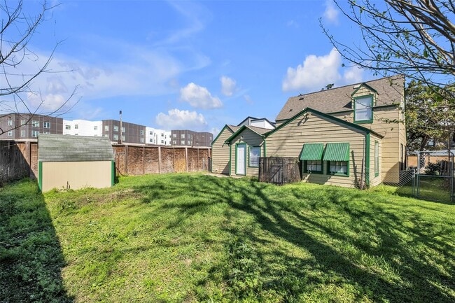 Building Photo - 2314 Eagle St