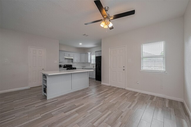 Building Photo - 6623 Arabella St