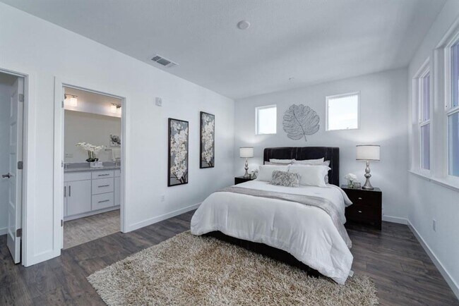 Building Photo - Newly Constructed Townhouse available in Berryessa Area