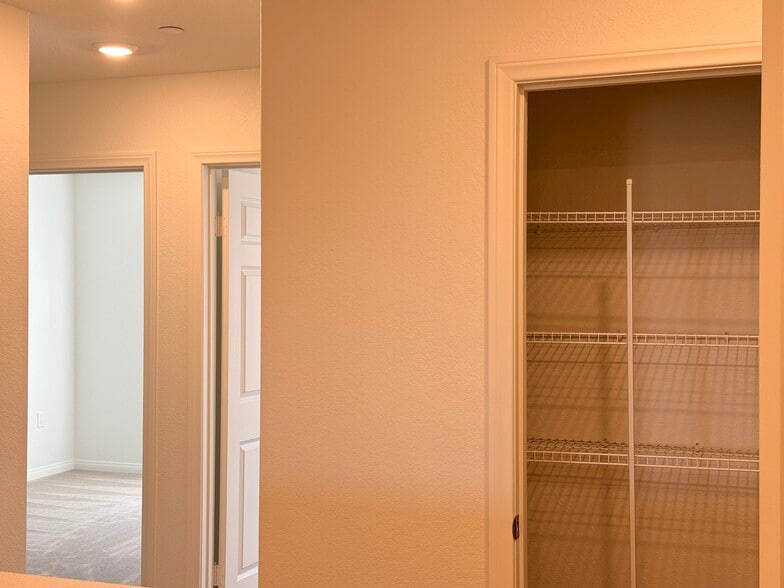 2nd Floor Hallway & Storage - 4249 E Rincon St