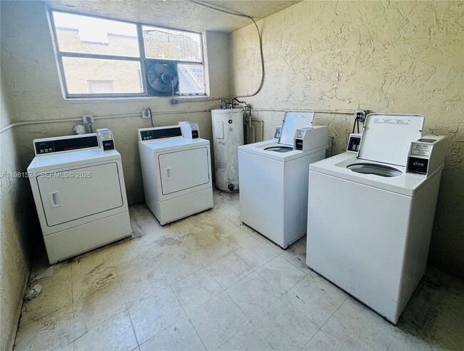 Building Photo - 1800 SW 81st Ave