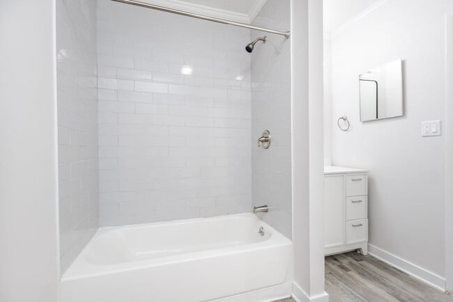 Building Photo - 4575 Olentangy River Rd