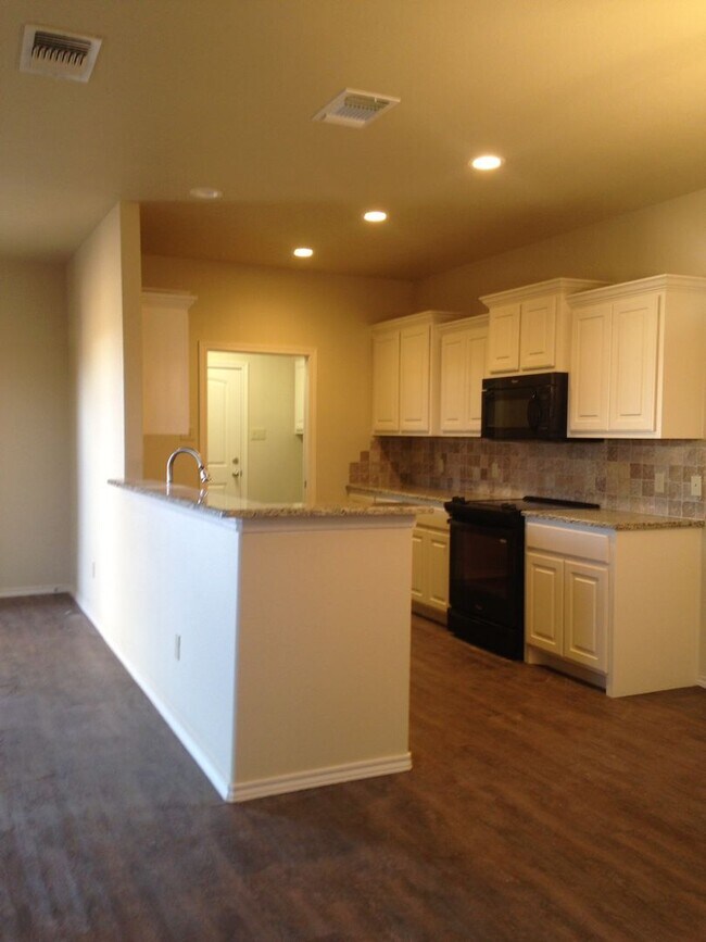 Building Photo - 1212 Preston Trails