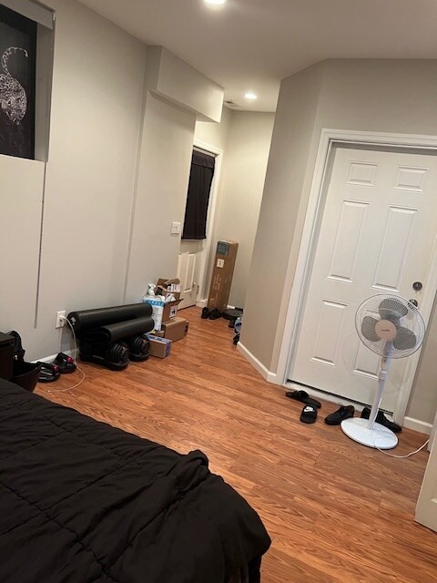 Building Photo - 638 Hope St