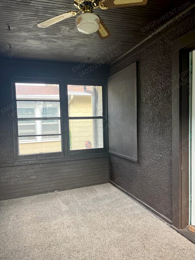 Building Photo - 2200 7th Ave