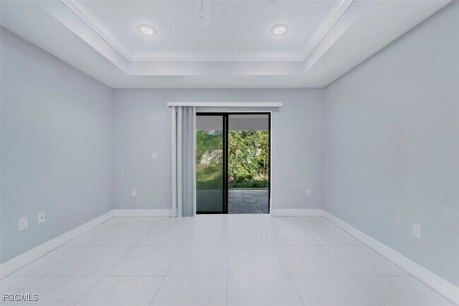 Building Photo - 129 Meadow Rd