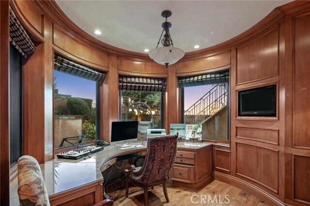 Building Photo - 20 Le Conte