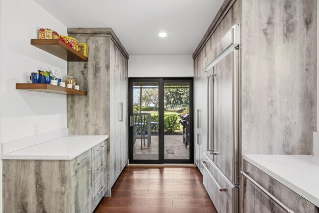 Building Photo - 2835 Polo Island Dr