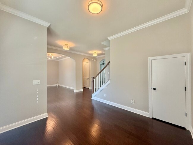 Building Photo - Modern, Luxurious 3BD, 2.5BA Cary Home with Solar Panels & Detached 2-Car Garage with EV Charger ...