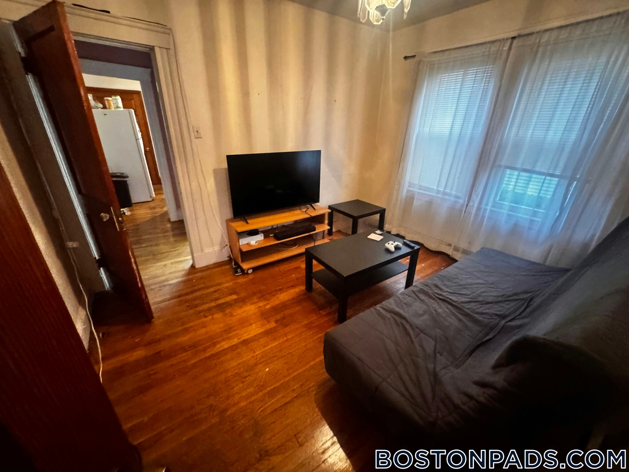 Building Photo - 121 Murdock St