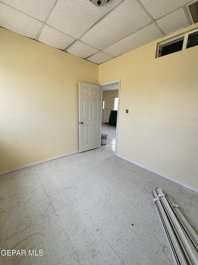 Building Photo - 6800 1st St