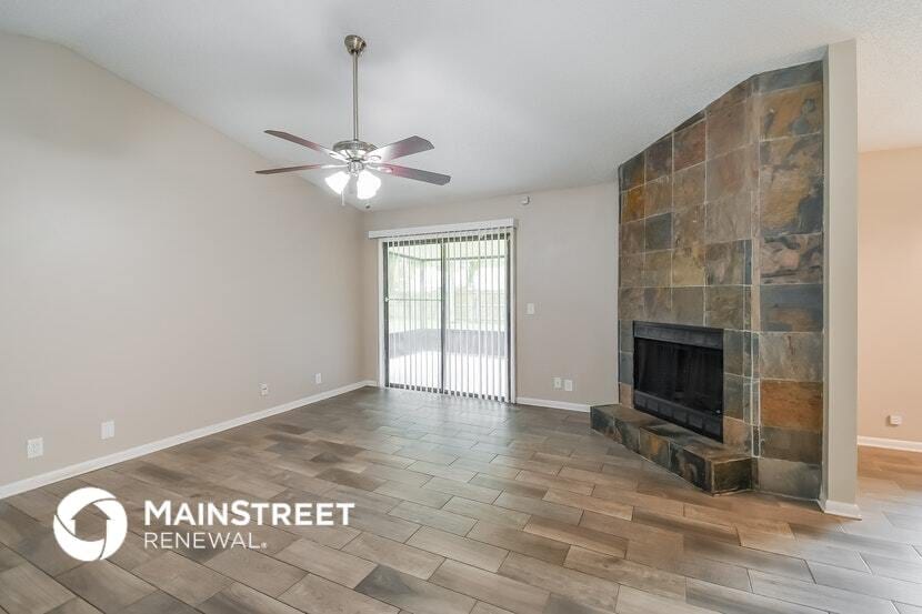 Building Photo - 10838 Naples Ct S