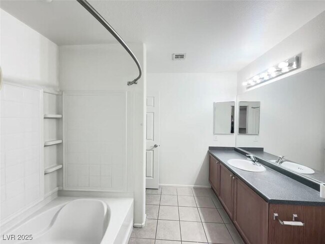 Building Photo - 9133 Palatial Palette Ct