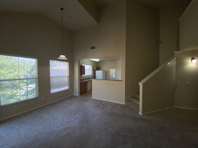 Building Photo - Triana North - South Meadows - 2 Bed 2 Bath