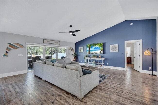 Building Photo - 10825 Christopher Ct