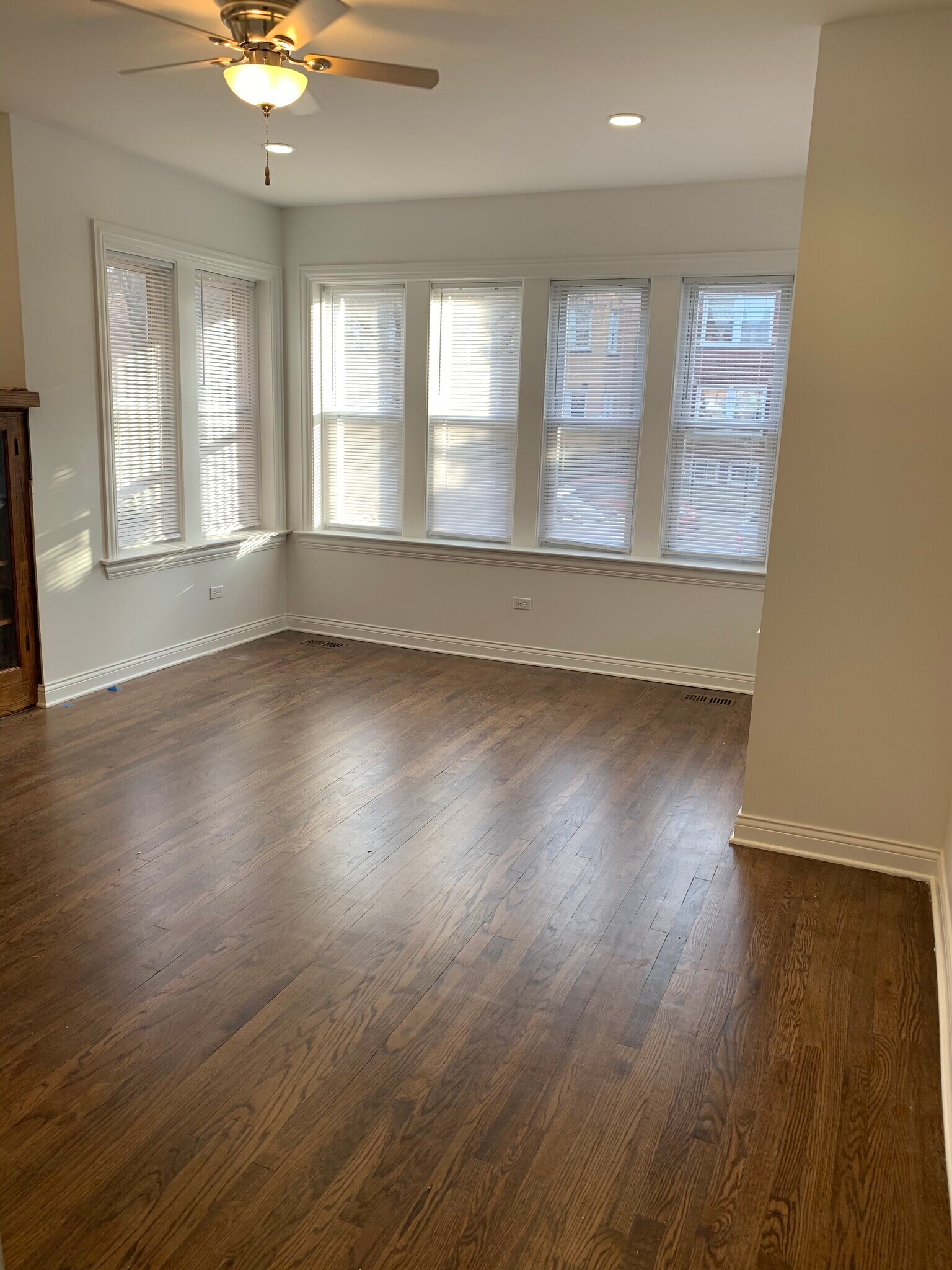 Building Photo - 4150 W Barry Ave