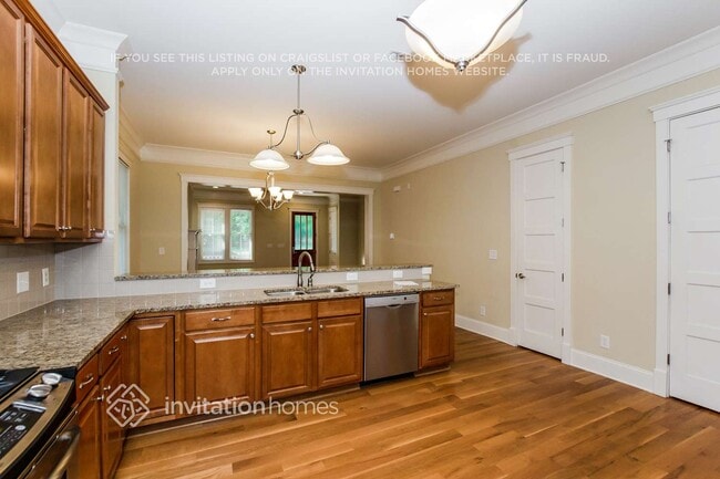 Building Photo - 302 Keener Blvd