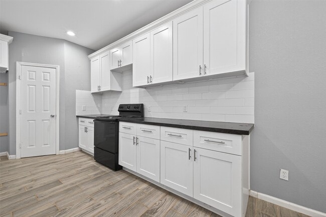 Building Photo - 25106 Morgan Cemetery Rd