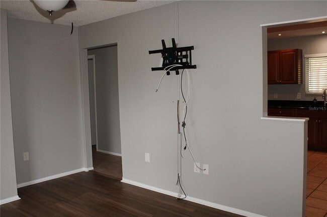 Building Photo - 4024 13th Ave W