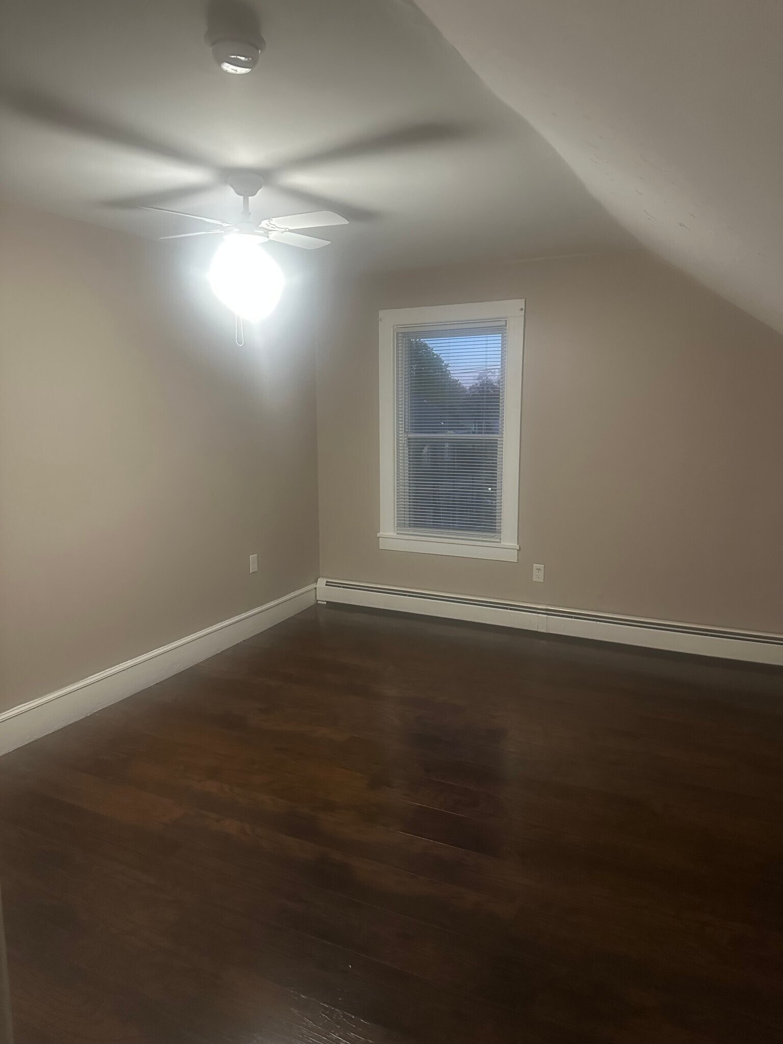 Building Photo - 13 Washington St