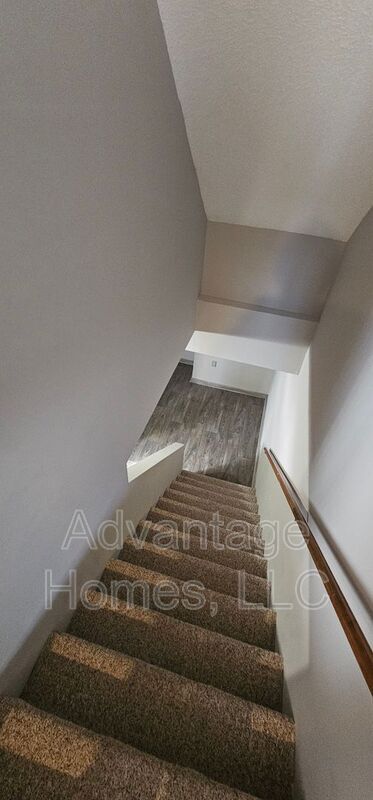 Building Photo - 11905 W 117th Terrace