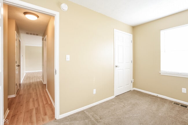Building Photo - 4409 Tucson Dr