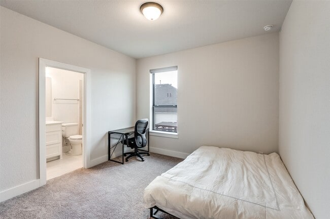 Building Photo - 3712 Connie Ln