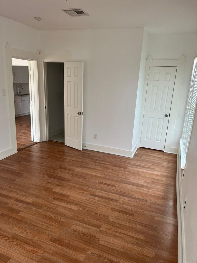 Building Photo - Gorgeous all renovated Home in Beaumont, TX!