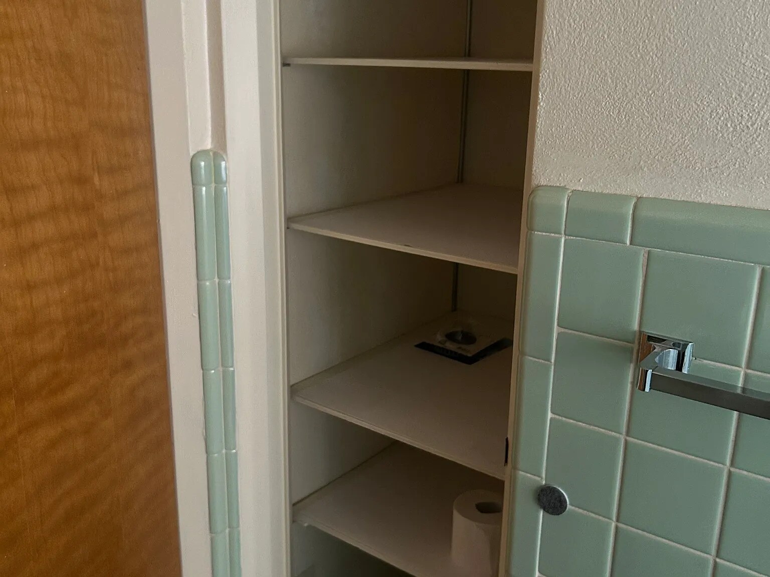 Building Photo - 4914 Lansdowne Ave