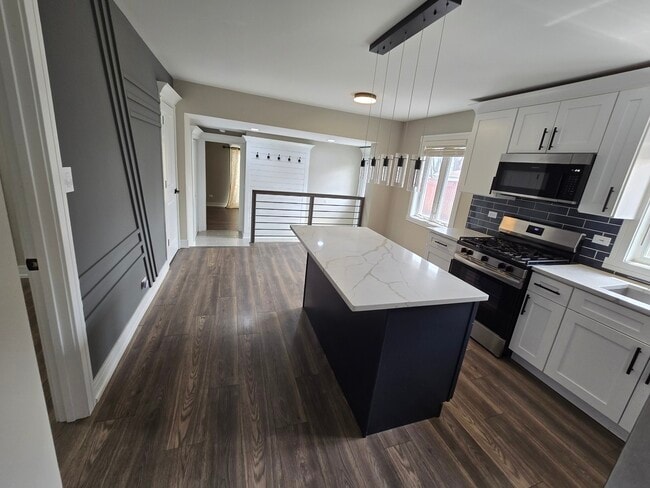 Building Photo - 6024 Birmingham St