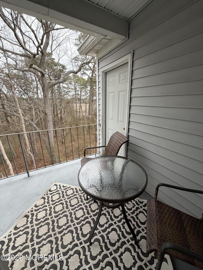 Building Photo - 1021 Waters Edge Dr