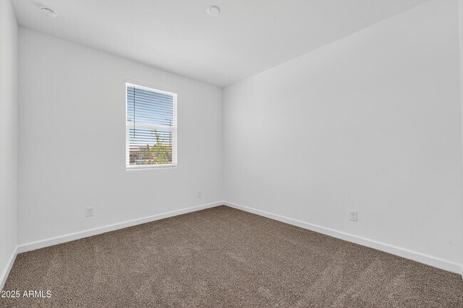Building Photo - 30266 N Acacia Dr.