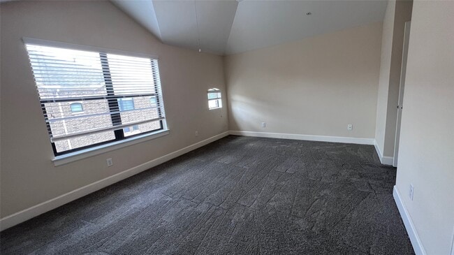 Building Photo - 2710 Hullsmith Dr
