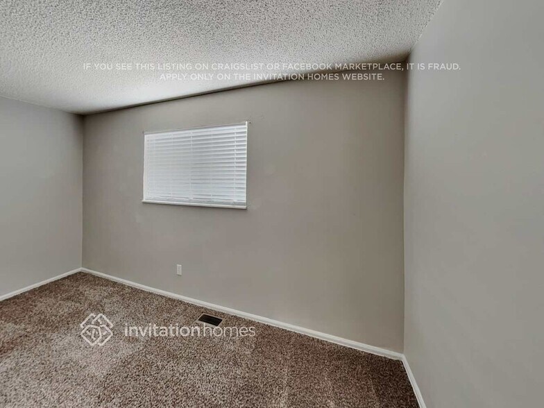 Building Photo - 1656 Cottonwood St