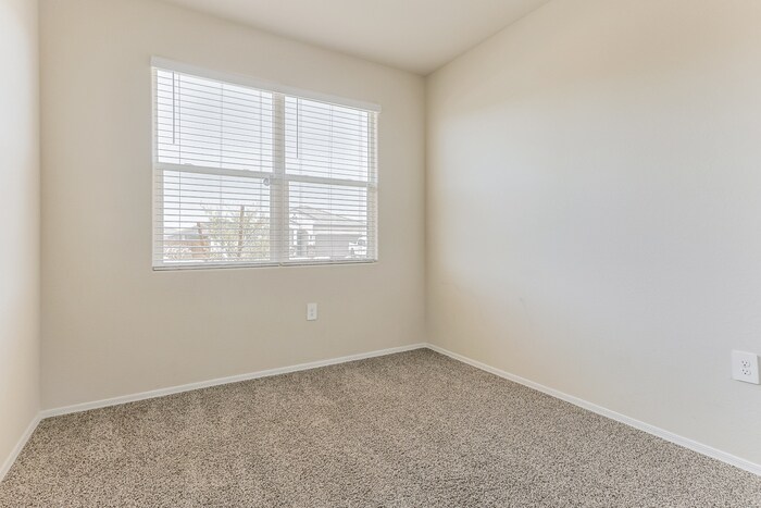 Building Photo - 1867 W Broadway Ave