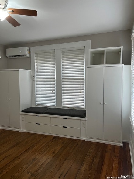 Building Photo - 129 W Young