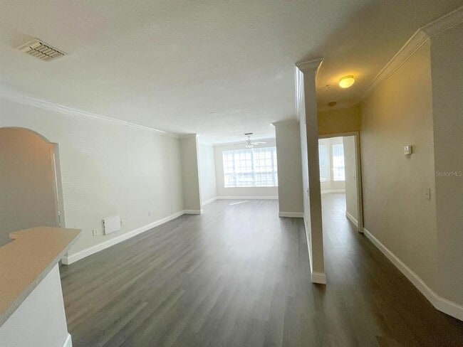 Building Photo - 3349 S Kirkman Rd