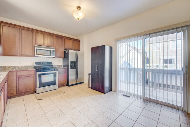 Building Photo - 3414 Cameron Dr